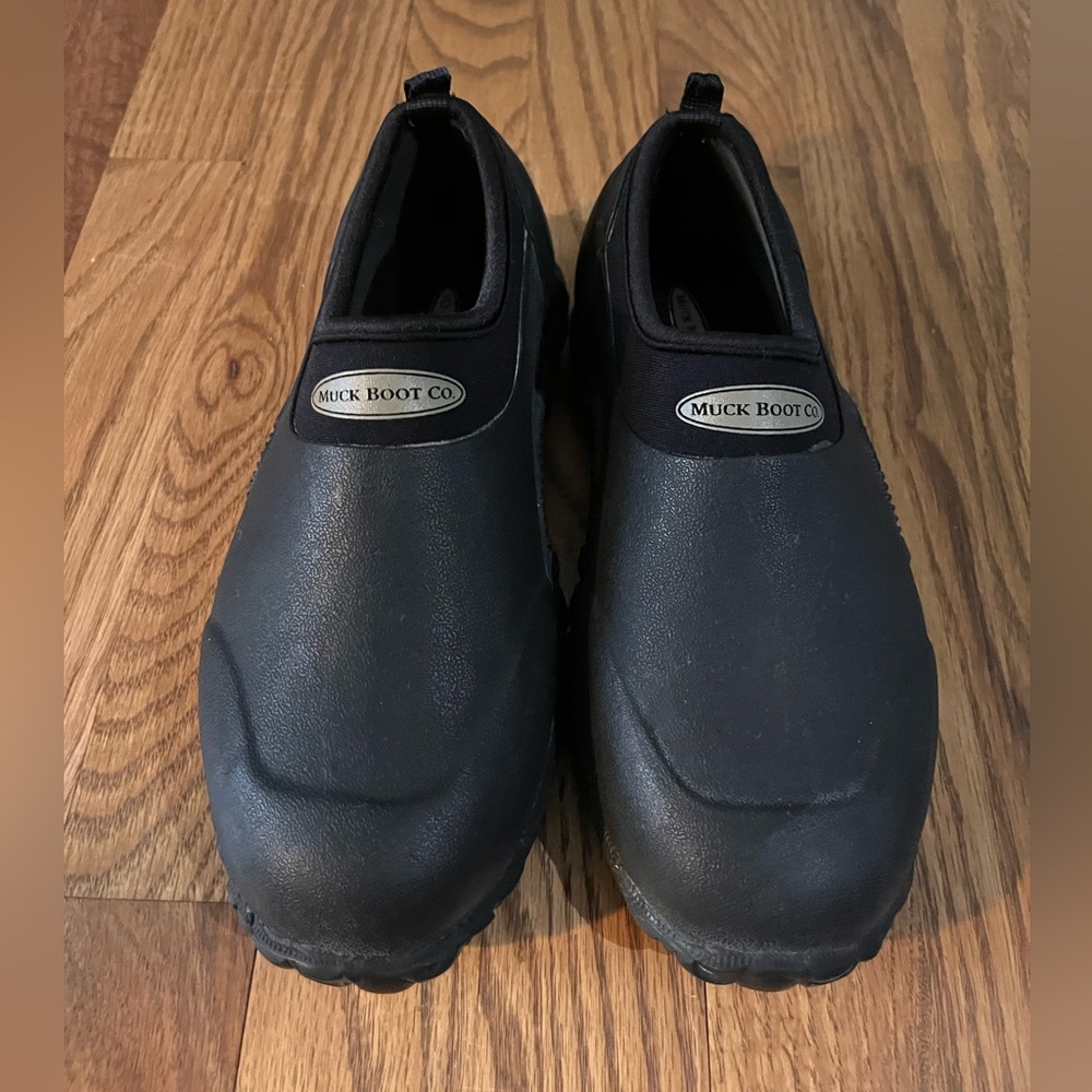Muck Boot Co. Unisex Men's 5 & Women's 6 Gardening Shoes in Black